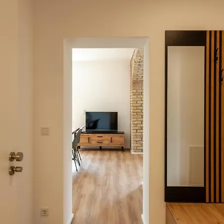 Apartment Hirschmann 1 Mit Terrasse