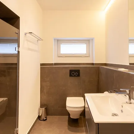 Hirschmann 1 Mit Terrasse דירה בראונלאגה