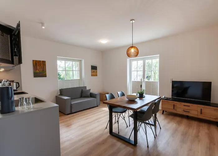 Апартаменты Hirschmann 1 Mit Terrasse