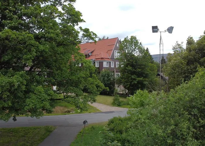 Апартаменты Hirschmann 1 Mit Terrasse